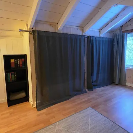 Fox בית אירוח *